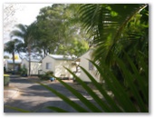 Australiana Top Tourist Park - Hervey Bay: Cottage accommodation, ideal for families, couples and singles