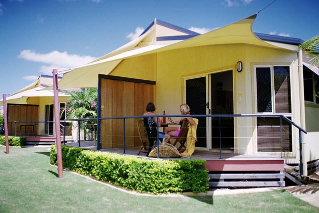 Happy Wanderer Village - Hervey Bay: Cottage accommodation, ideal for families, couples and singles