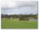 Le Meilleur Horizons Golf Resort - Salamander Bay: Approach to the Green on Hole 11