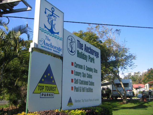 Anchorage Holiday Park 2005 - Iluka: Anchorage Holiday Park welcome sign