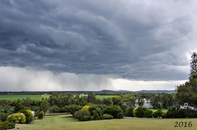 Bimbimbi Riverside Caravan Park - Woombah: Storms in the distance are great to watch from the hill. 