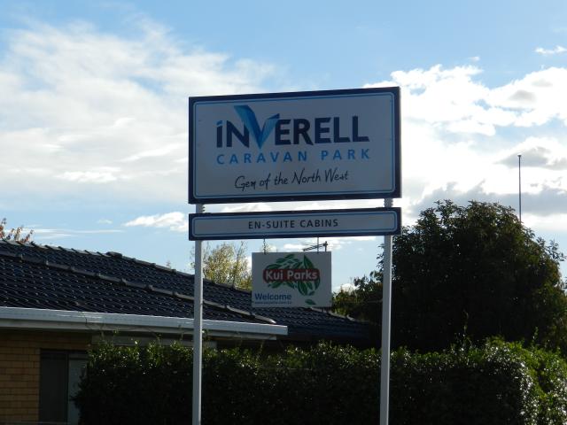 Inverell Caravan Park - Inverell: Welcome sign