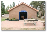 Jindabyne Holiday Park - Jindabyne: BBQ at the end of the old amenities block