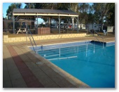 Kalbarri Tudor Holiday Park - Kalbarri: Swimming pool