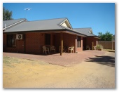 Kalbarri Tudor Holiday Park - Kalbarri: Brick units available in one and two bedroom configurations.