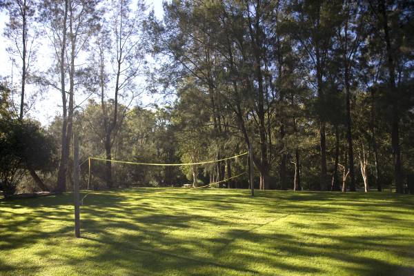 Kangaroo Valley Tourist Park - Kangaroo Valley: Volleyball Court
