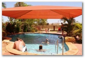 Pilbara Holiday Park - Karratha: Swimming pool