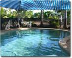 Gulf Country Caravan Park - Karumba: Swimming pool with sun shade