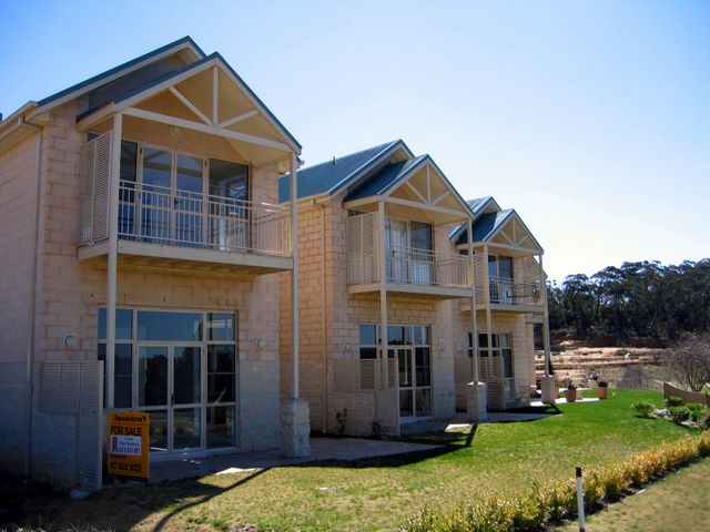 Katoomba Golf Club - Katoomba: Magnificent new homes for sale on the golf course