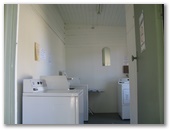 Kempsey Tourist Village - Kempsey: Interior of laundry