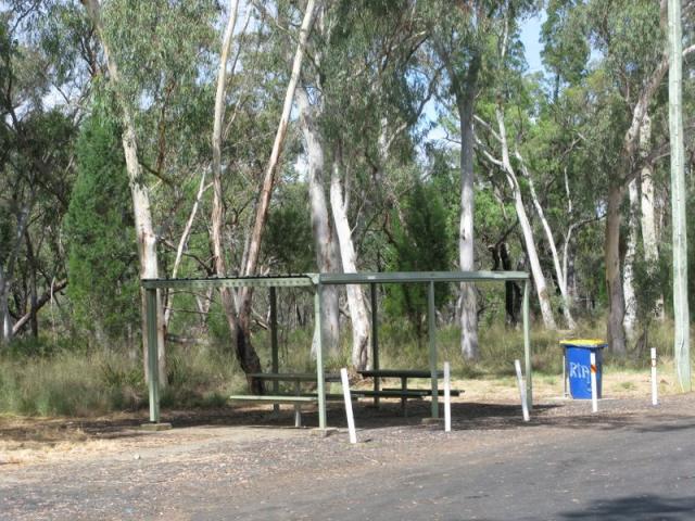 Yamminba Rest Area - Kenebri: Undercover picnic tables to shield you from the sun and rain. 