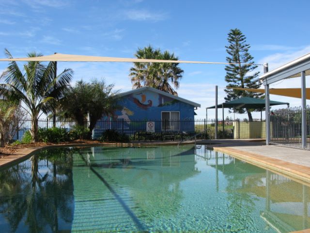Surf Beach Holiday Park - Kiama: Swimming pool