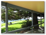 Surf Beach Holiday Park - Kiama: Water view from the cottages that face north