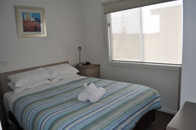 Kilcunda Oceanview Holiday Retreat - Kilcunda Central District: Main bedroom
