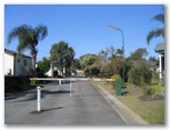 Drifters Holiday Village - Kingscliff: Secure entrance and exit - Good paved roads throughout the park