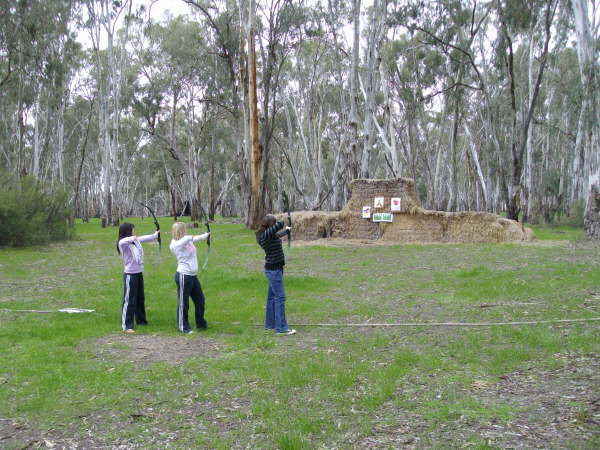 Wakiti Creek Resort - Kotupna: Archery is one of many outdoor activities available at Wakiti Creek Resort