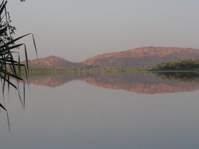 Discovery Holiday Parks - Lake Kununurra: Another lakeside view