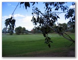 Kurri Golf Club - Kurri Kurri: Green on Hole 3