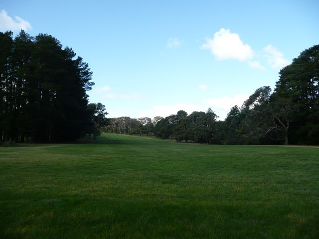 Kyneton Golf Club - Kyneton: Kyneton Golf Club Hole 8 Par 5, 481 metres.