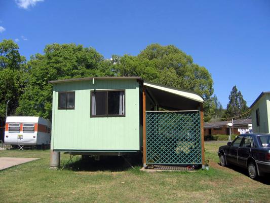 Kyogle Gardens Caravan Park - Kyogle: Cottage accommodation, ideal for families, couples and singles