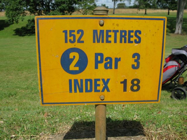 Kyogle Golf Course - Kyogle: Kyogle Golf Club  Hole 2, Par 3 152 metres.