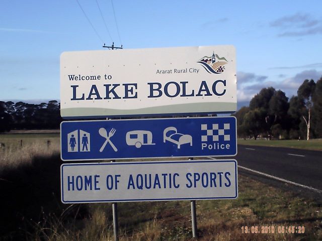 Lake Bolac Caravan and Tourist Park - Lake Bolac: Lake Bolac Street Sign