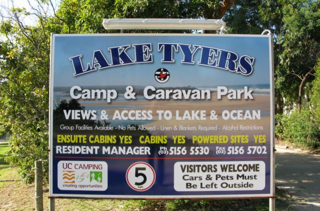 Lake Tyers Camp & Caravan Park - Lake Tyers Beach: Lake Tyers Camp and Caravan Park welcome sign