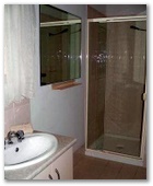 Laura Community Caravan Park - Laura: Bathroom in family cottage.  Well maintained and spotless.