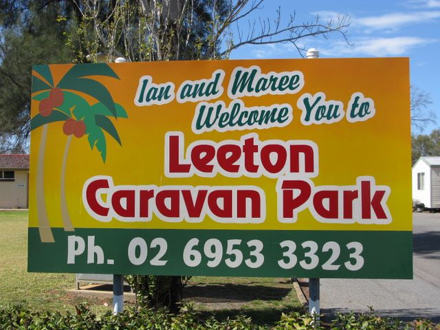 Leeton Caravan Park - Leeton: Leeton Caravan Park welcome sign