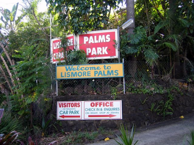 Lismore Palms Caravan Park - Lismore: Lismore Palms Caravan Park welcome sign