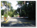 Lismore Palms Caravan Park - Lismore: Secure entrance
