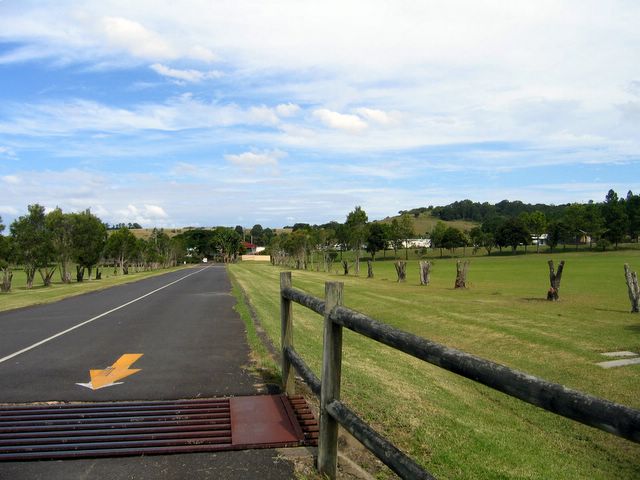 Roadrunner Caravan Park & Motor Home Village - Lismore: The park is in a quiet neighbourhood and well back from the road.