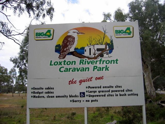 Loxton Riverfront Caravan Park - Loxton: Loxton Riverfront Caravan Park welcome sign