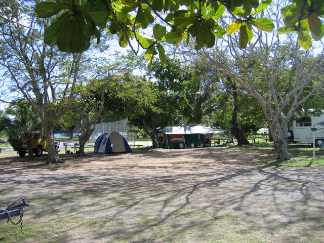Wanderers Holiday Village - Lucinda: Area for tents and camping