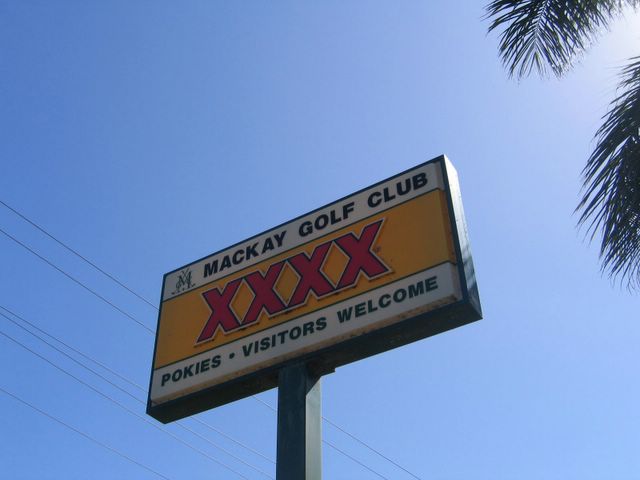 Mackay Golf Course - Mackay: Mackay Golf Course welcome sign
