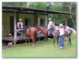 Stoney Creek Farmstay - Eton, via Mackay: Horse riding