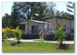 Nambucca River Tourist Park - Macksville: Cottage accommodation, ideal for families, couples and singles