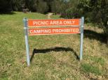 Blue Pools Campground - Briagolong: Picnic and camping areas are separate