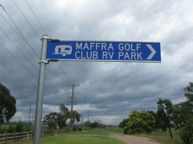 Maffra Golf Club RV Park - Maffra: This is the sign to follow to get you to the Maffra Golf Club RV Park