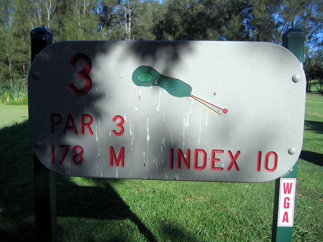 Easts Leisure and Golf Course - Maitland: Hole 3 - Par 3, 178 meters