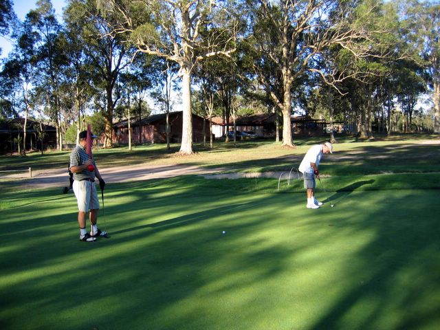 Easts Leisure and Golf Course - Maitland: Green on Hole 5