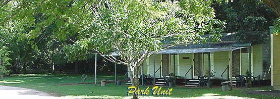 Malanda Falls Caravan Park - Malanda: Unit accommodation