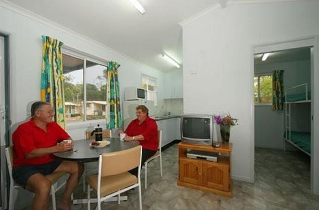 East's Ocean Shores Holiday Park - Manning Point: Interior of cottage