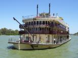 Mannum Riverside Caravan Park - Mannum: on a Monday morning and a Friday afternoon the Murray Princess passes the Mannum Caravan Park, this boat was built in 1986 and is the largest boat on the River Murray, 