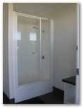 BIG4 Bellarine Holiday Park - Marcus Hill: Shower recess in ensuite.