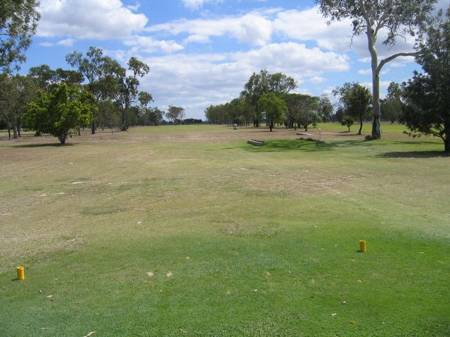Mareeba Golf Course - Mareeba: Fairway view Hole 1