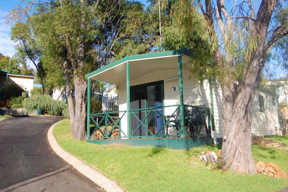 Riverview Tourist Park - Margaret River: Cottage accommodation, ideal for families, couples and singles