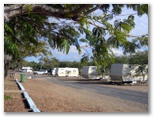 Marlborough Motel and Caravan Park - Marlborough: Powered sites for caravans and vans for rent