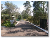 Country Stopover Caravan Park - Maryborough: Entrance to the Caravan Park