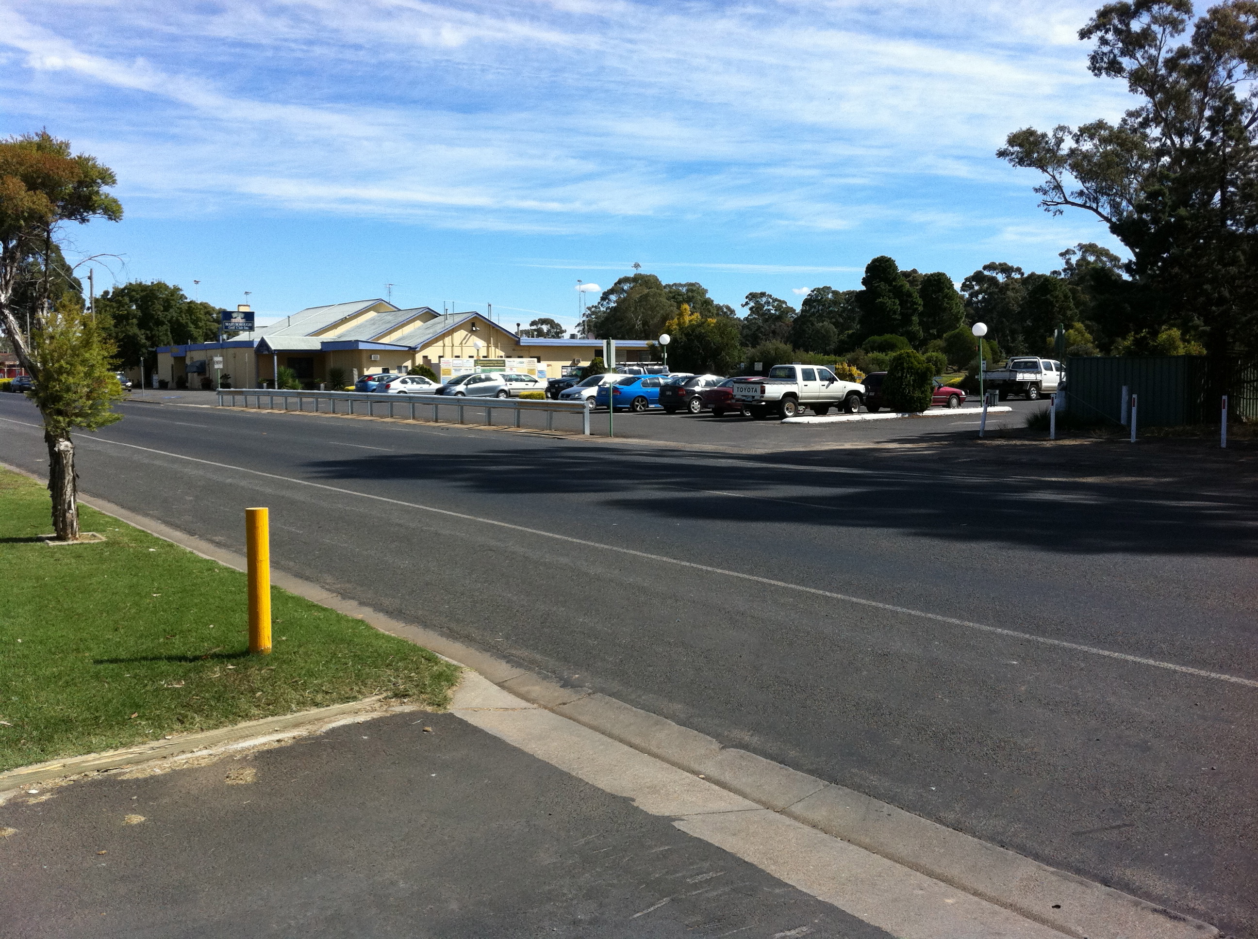 Golden Country Motel and Caravan Park - Maryborough: The park is located at 134 Park Road, Maryborough